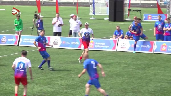 2 июля на стадионе «Красное знамя» в городе Раменское прошел футбольный праздник.