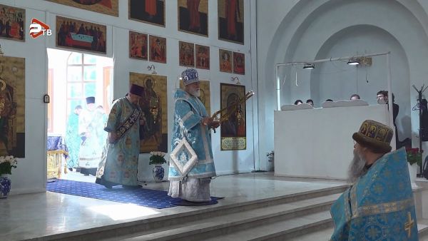 21 июля прихожане мкр-н Холодово отмечали престольный праздник в честь иконы Божией Матери Казанская