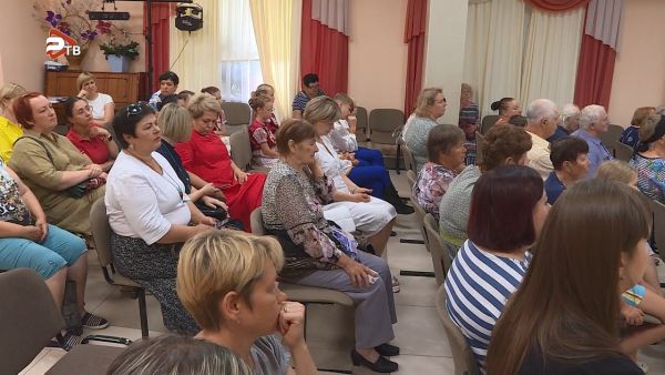 5 июля в Доме культуры «Кузяевский» прошло мероприятие, посвященное Году педагога и наставника.