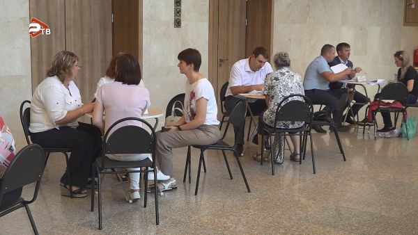 Выездная администрация состоялась в ДК «Сатурн».