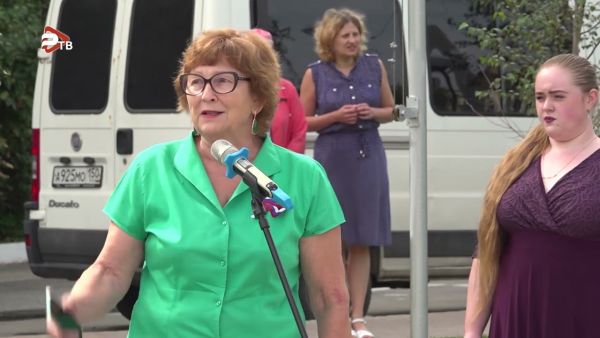 День государственного флага Российской Федерации каждый год отмечают 22 августа.