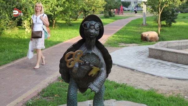 На школьном бульваре появился новый фонтан.