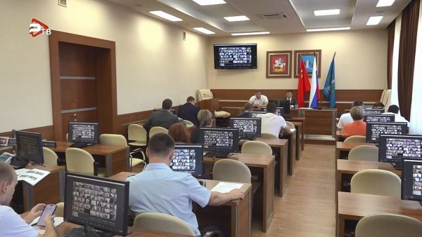 Временно исполняющий полномочия главы Раменского городского округа Николай Ханин провел оперативное совещание.