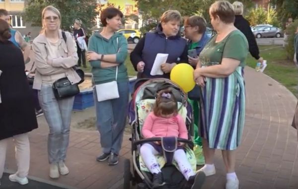 День «Добрых соседей» состоялся на ул.Чугунова во дворе домов 41, 43 и прилегающих.