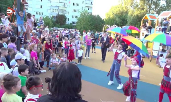 Детскую игровую площадку открыли в п.им.Тельмана