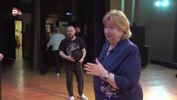 Генеральная репетиция перед  семейной комедии Раменского театра оперетты «Дамских дел мастер»