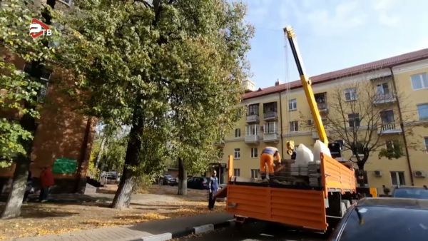 На ул.Советская в Раменском продолжат работы по ремонту тротуара.