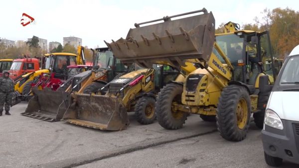 Смотр спецтехники и уборочных машин состоялся в Раменском.