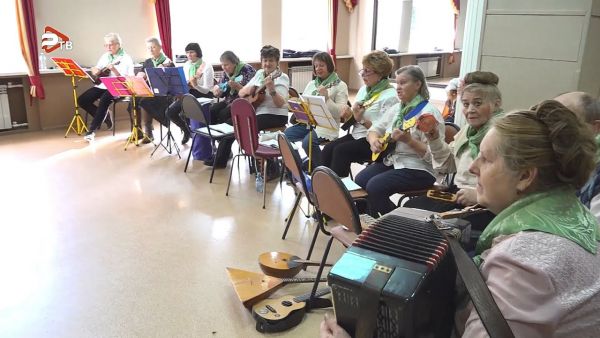 Укулеле оркестру «Ладушки» всего 2 года.