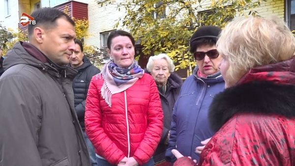 Глава Раменского г.о. Николай Ханин проверил состояние подъездов, дворовой территории