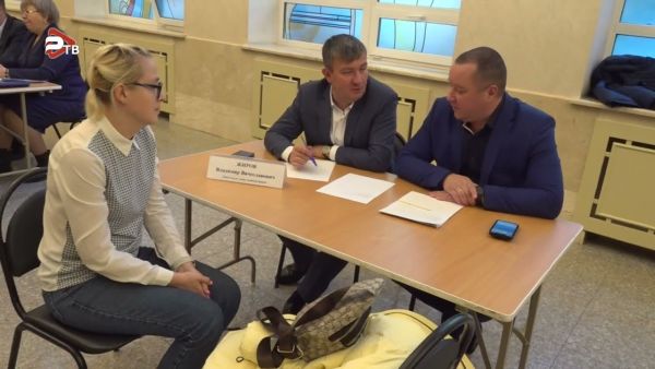 Очередная встреча представителей администрации с жителями прошла 7 ноября в ДК «Сатурн».