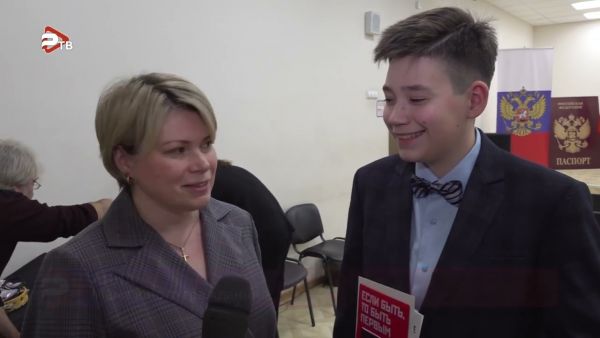 Первые паспорта получили юные раменчане в торжественной обстановке.