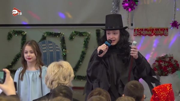 28 декабря в Кратовской школе №98 состоялась премьера спектакля “Снежная королева”.