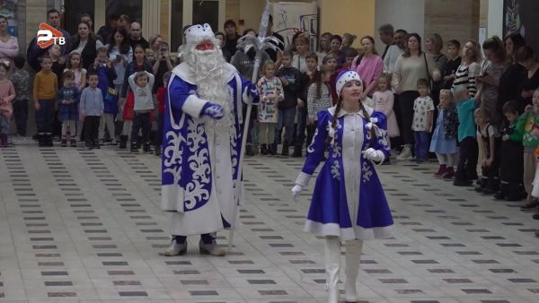 В этом году елки Главы Раменского городского округа прошли в ДК им. Воровского.