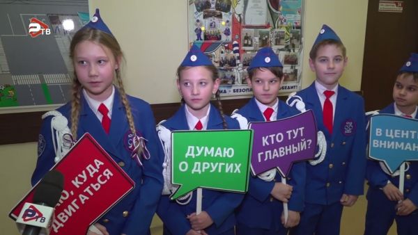 В преддверии новогодних каникул для учеников 2 класса Раменской школы №8 прошел мастер класс