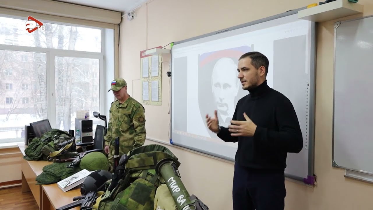 В Удельнинской гимназии состоялась встреча учеников кадетских классов с ветераном боевых действий.