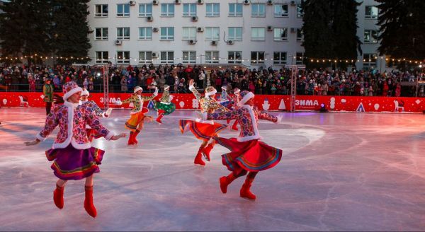В дни зимних каникул в Раменском состоялось более 150 новогодних и рождественских мероприятий.