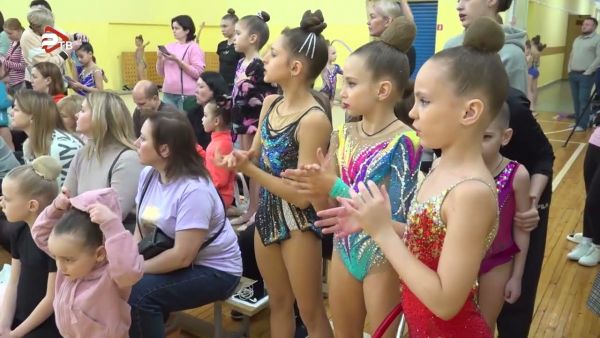Соревнования по художественной гимнастике состоялись в СШ «Пионер».