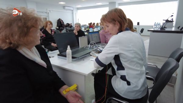 Дружеская встреча в преддверии 8 марта.