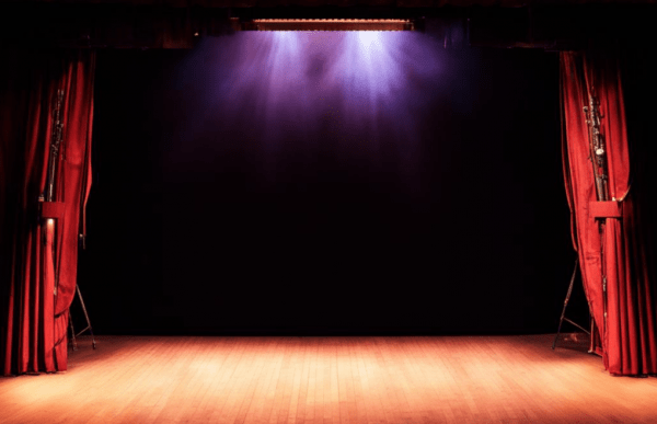 Молодёжный театр «Первопроходцы» Раменского молодежного центра приглашает молодых людей стать частью коллектива!