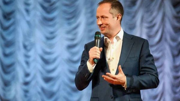 Роман Терюшков поздравил женщин с 8 марта