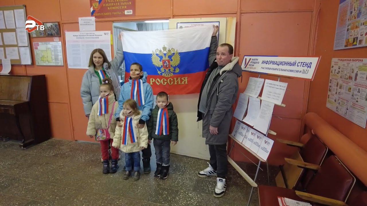 «У нас так принято»: многодетная семья из Раменского проголосовала на выборах