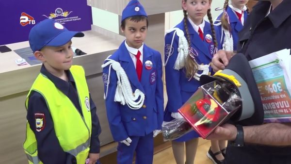 Сотрудники ДПС провели экскурсию для юного автоинспектора из Раменского