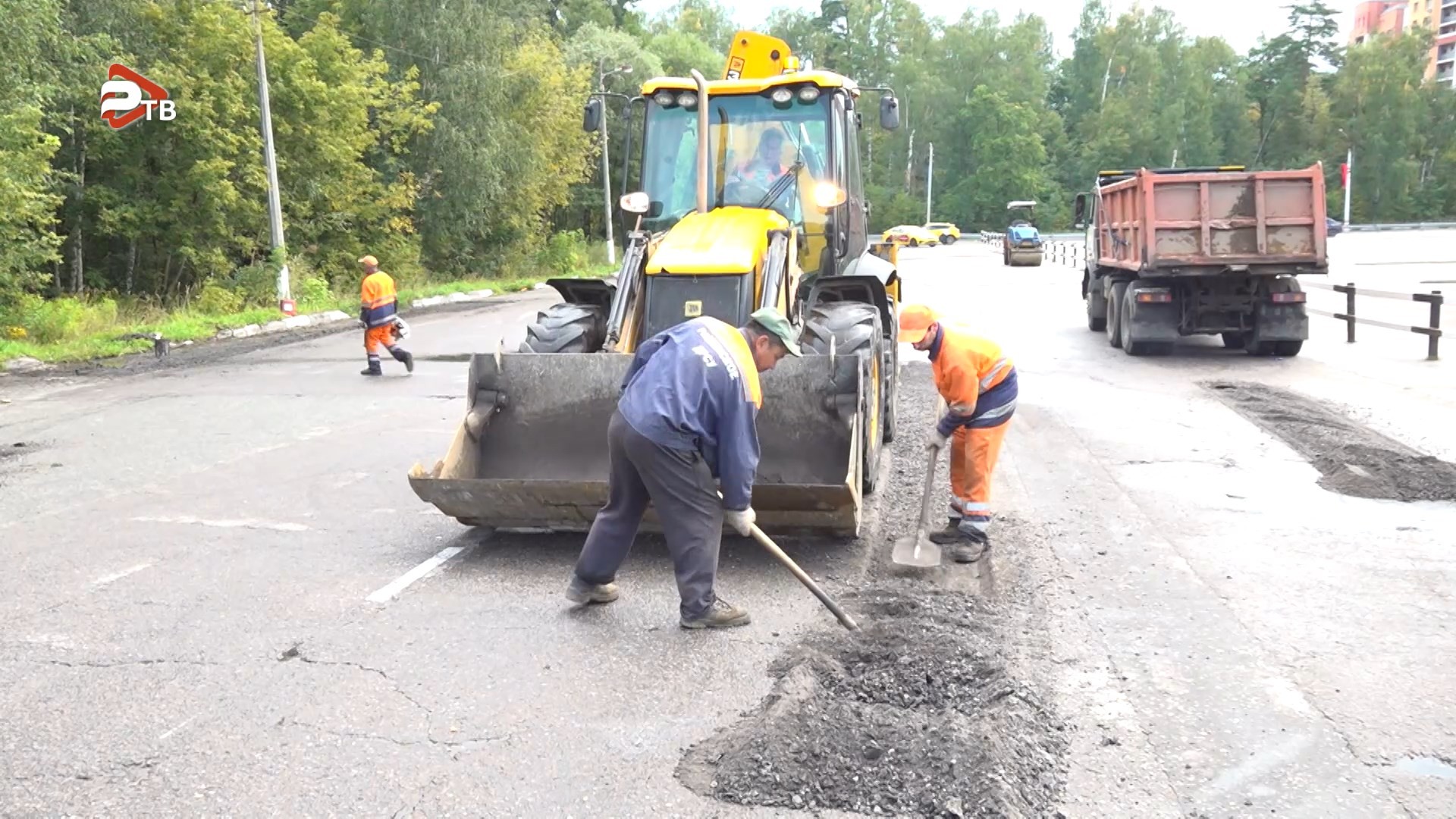 Дорожные службы проводят ямочный ремонт в Раменском городском округе