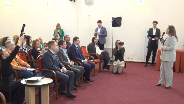 В конференц-зале спортивной базы «Сатурн» состоялся бизнес-форум для владельцев предприятий и предпринимателей