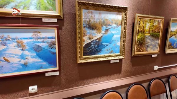 В Малом зале ДК «Сатурн» открылась новая выставка живописи – «Дмитрий Левин и его ученики»