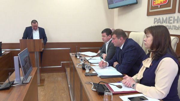 Эдуард Малышев принял участие в заседании Совета депутатов Раменского м.о.