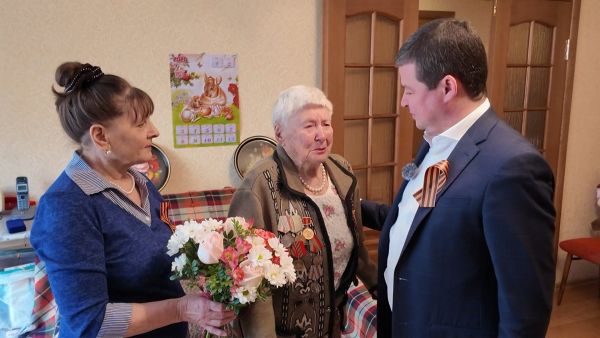 Знаменитая песня военных лет «Катюша» в преддверии Дня Победы прозвучала под окнами Нины Александровны Барышниковой