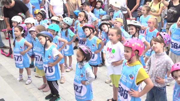 Детский масс-старт на беговелах и самокатах прошёл в Раменском