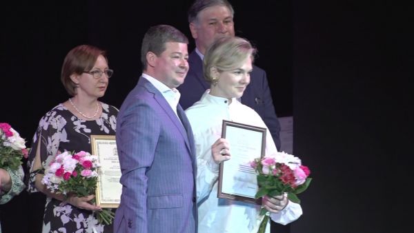 Глава округа  поздравил медиков в ДК им.Воровского