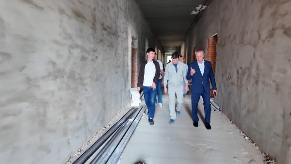 Глава Раменского муниципального округа с рабочим визитом посетил терапевтический корпус Раменской больницы