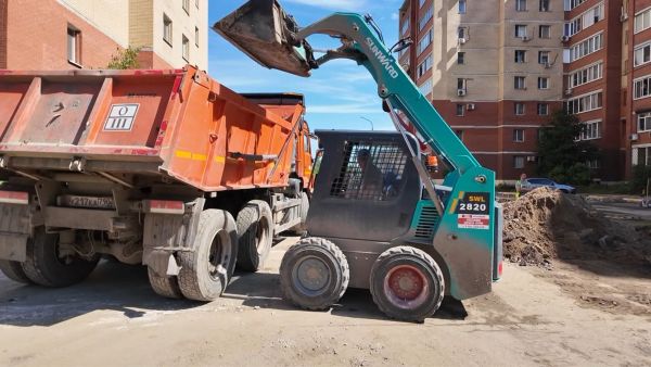 На улице Дергаевской реализуется благоустройство дворовых территорий у домов 8, 10, 12, 14, 16, 18 и 26