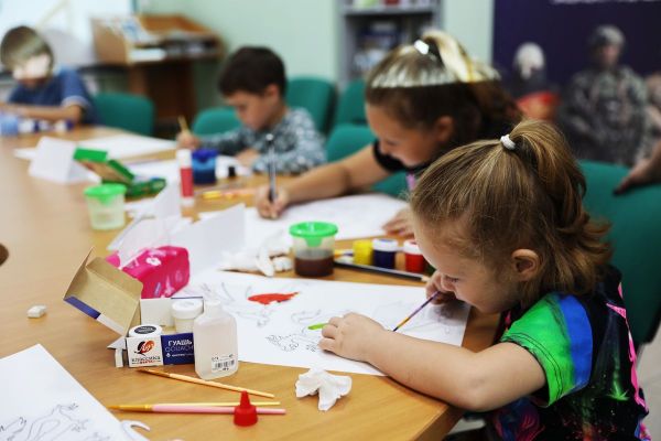 Мастер-класс для детей участников специальной военной операции провели в Раменском туристко-информационном центре