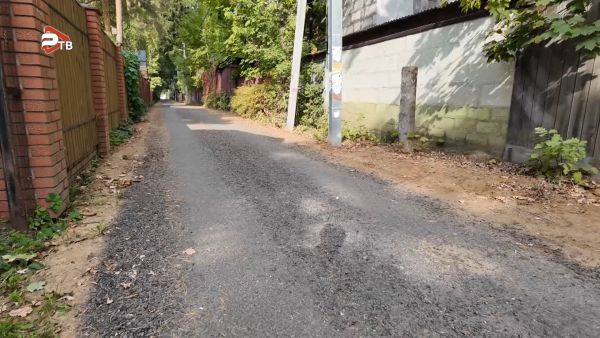 Глава округа в рамках рабочего визита проверил качество покрытия дорог