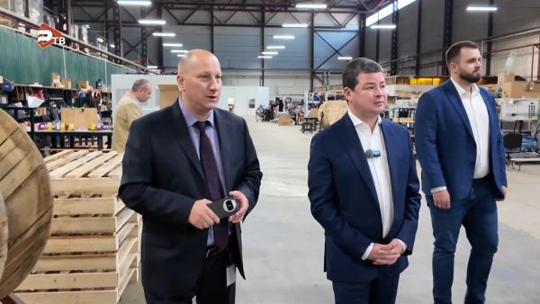 Глава Раменского округа Эдуард Малышев посетил завод «НСК»