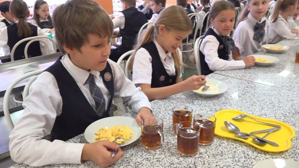 С 1 сентября текущего года вступили в силу новые требования к питанию в детских садах и школах