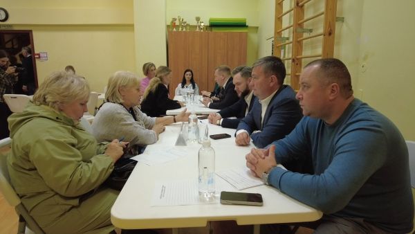 6 ноября в посёлке имени Тельмана прошла очередная выездная администрация