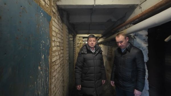 Глава Раменского муниципального округа Эдуард Малышев проинспектировал состояние подвального помещения в доме 6