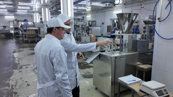 Глава Раменского округа Эдуард Малышев с рабочим визитом посетил предприятие по производству консервированных