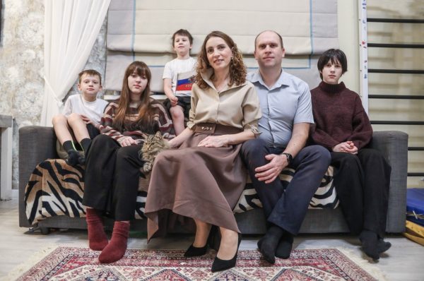 На пленарном заседании Госдумы принят во втором и третьем чтениях законопроект, направленный на поддержку семей с детьми