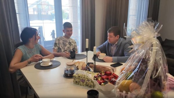 Глава Раменского округа навестил семью погибшего участника СВО